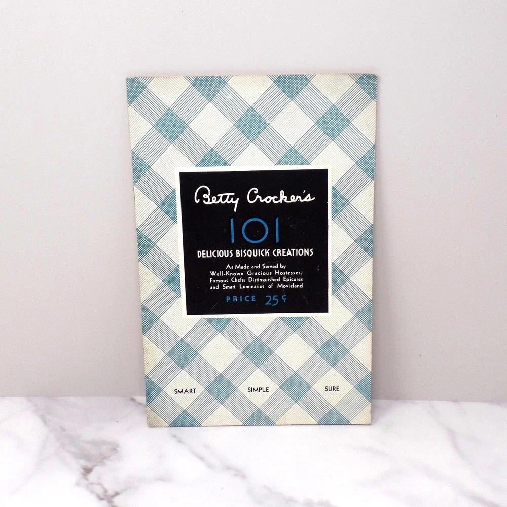 Vintage Betty Crocker's 101 Delicious Bisquick Creations Booklet (1933)